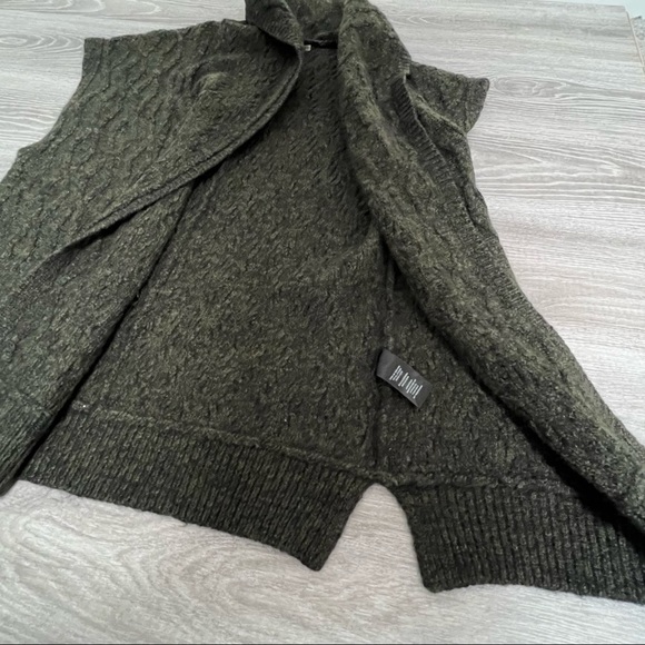 Alice + Olivia Alpaca Wool Knit Sweater Vest - Picture 7 of 13